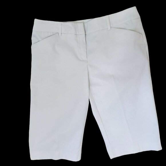 NYC Skimmer White Cotton Twill Shorts Clam Digger Pockets Mid Rise Womens 4 NEW - Picture 2 of 7